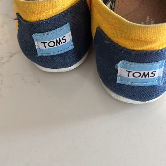 Women’s blue and gold TOMS - Picture 4 of 7